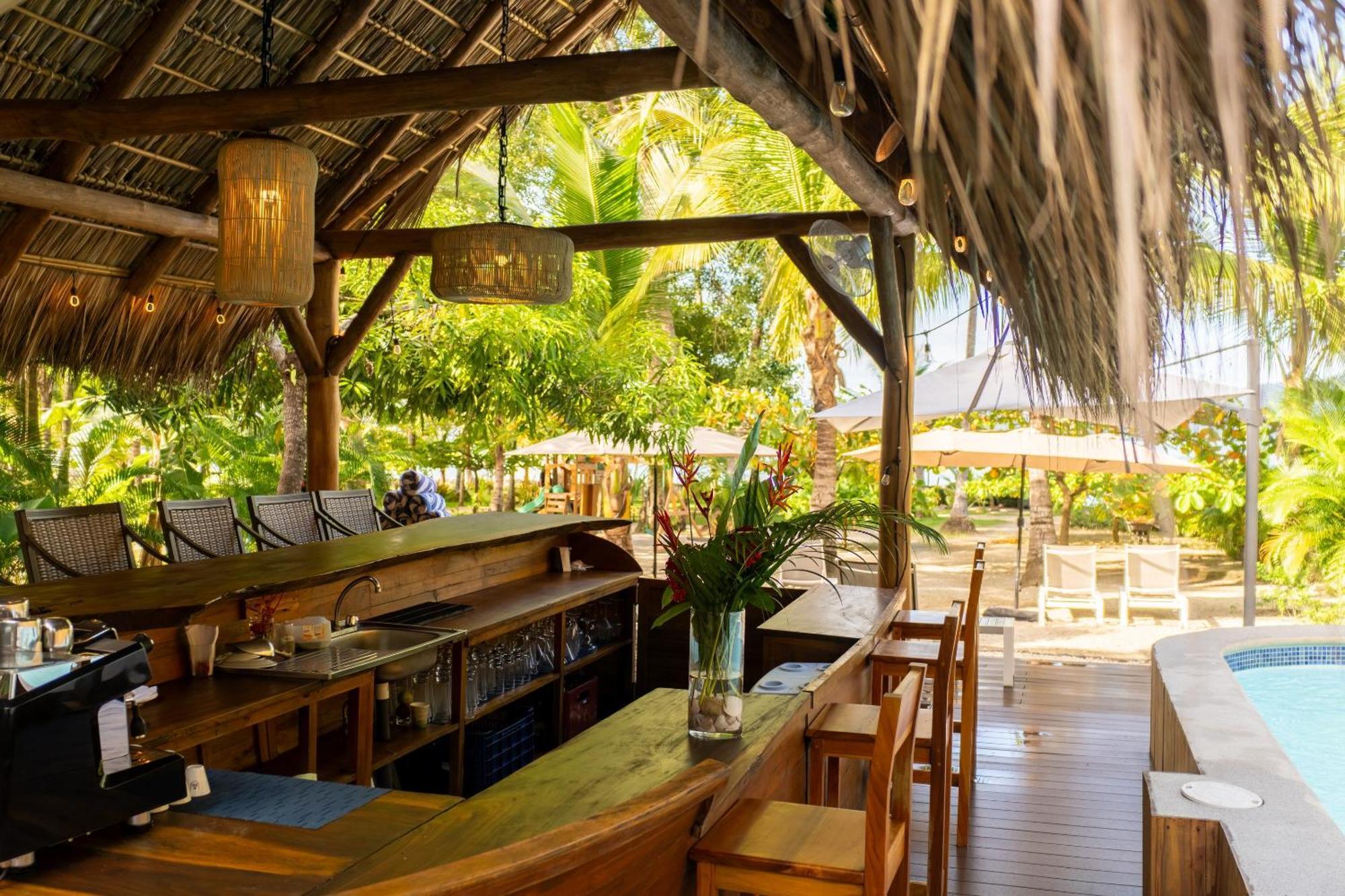 Isla Chiquita Glamping Hotel Paquera Esterno foto